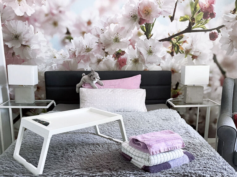 3. Schlafraum unten mit Boxspringbett